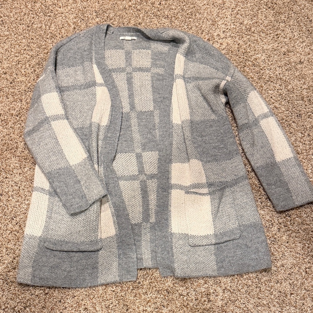 American Eagle Outfitters Gray and Cream Cardigan